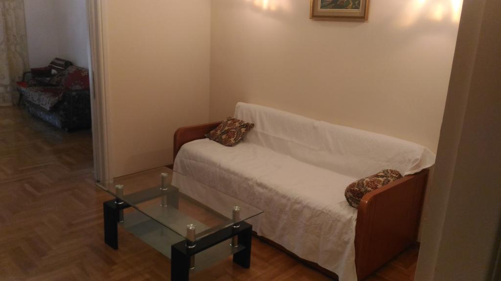 Apartment On Dimitrakopoulou Атина Екстериор снимка