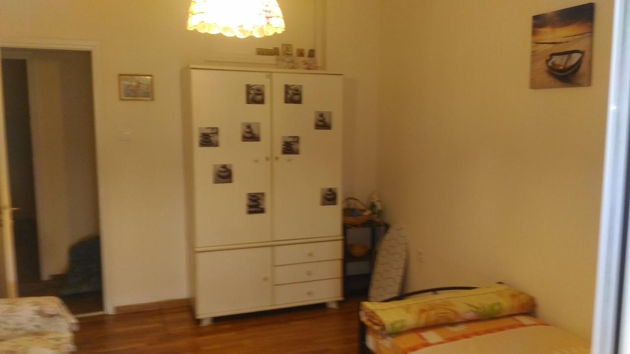 Apartment On Dimitrakopoulou Атина Екстериор снимка